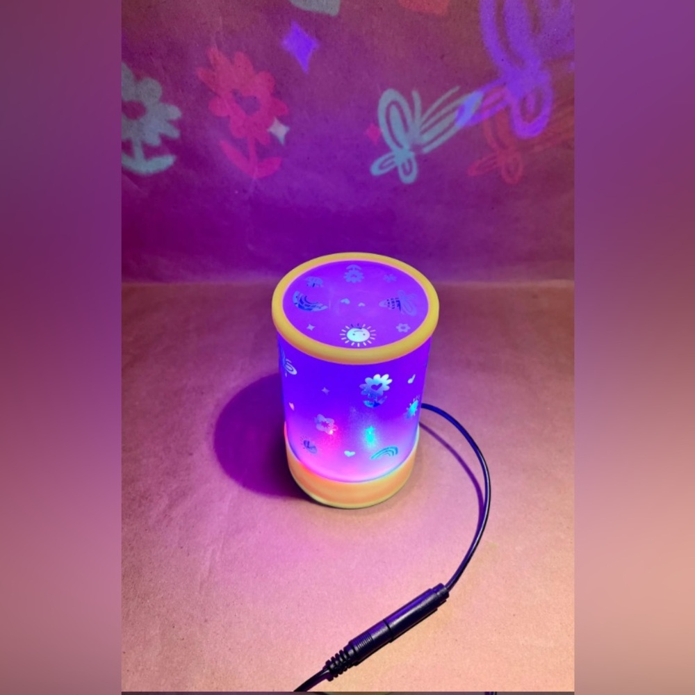Night Light Projector for Kids Multi-color NEW